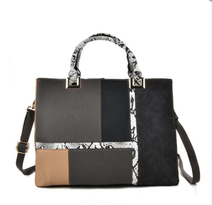 New bags & purses now in stock! Bags are £25 and Purses are £8.99
