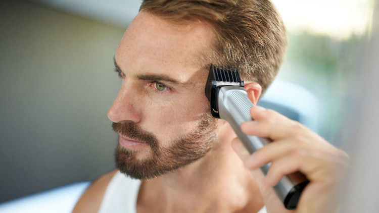 Save 50 Percent Philips Series 7000 12 In 1 Grooming Kit Mg7710