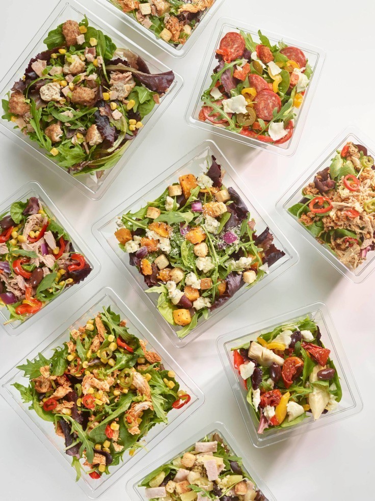 Have your choice of PizzaStorm toppings with a leafy green salad base. All the goodness, no guilt!