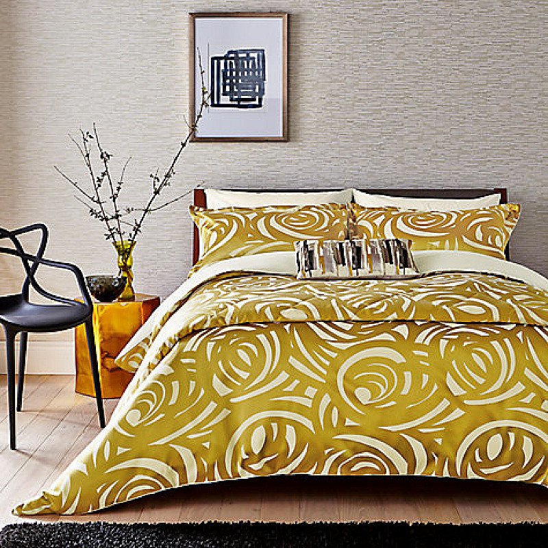 Harlequin Vortex Bedding - £11.20!