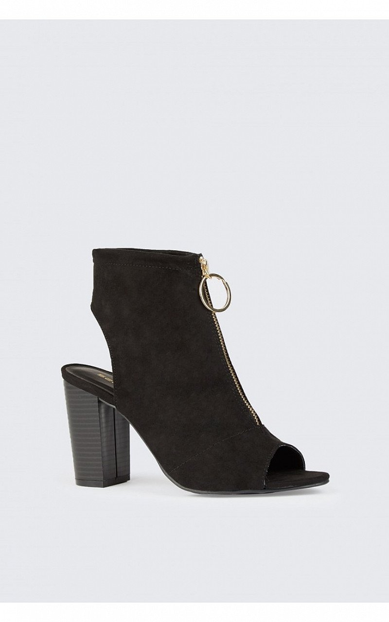 RING PULL SHOE BOOT BLACK: £22.99!