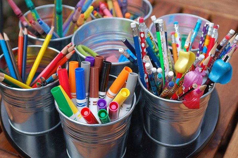 Shop our MASSIVE range of Children's Arts & Crafts today online!