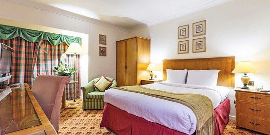 Derbyshire stay with meals & wine, save up to 50%
