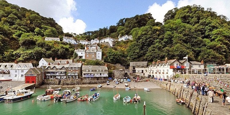 Devon: 2-night coastal escape for 2 including meals - SAVE 52%
