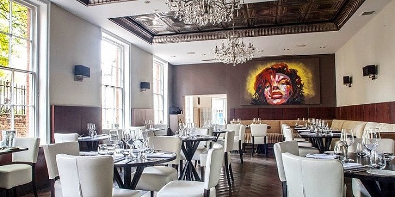 SAVE up to 53% on 'Superb' 3-course Lunch/Dinner for up to 4 in Nottingham City Centre!