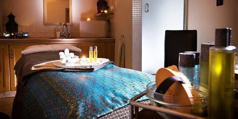 46% OFF - Birmingham Spa package with 2 Treatments & Cocktail!