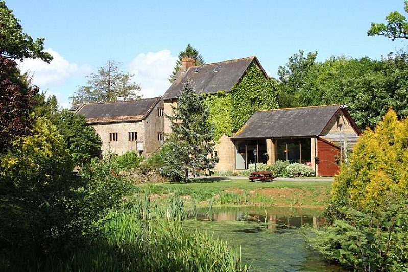SAVE OVER 35% on Somerset: 2-night Georgian mill stay for 2 with breakfast - ONLY £149!