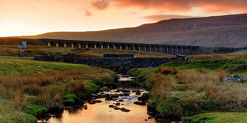 OVER 50% OFF - 2-night Ribble Valley getaway for 2 with Bubbly!