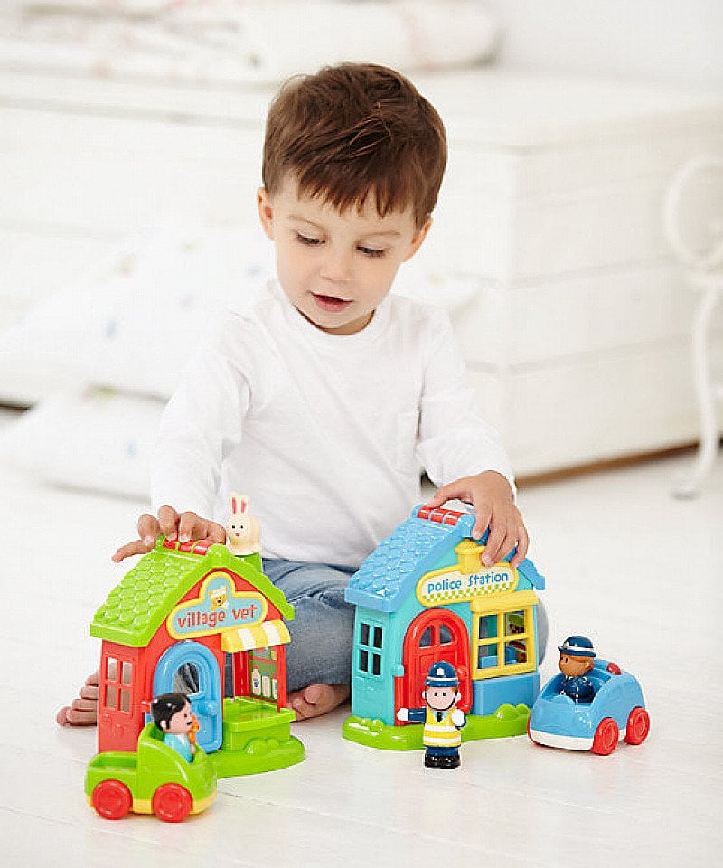 1/2 PRICE - Happyland Police Station!