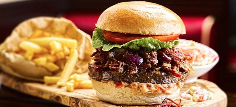 Use Click and Collect and get 40% off your starters, mains and desserts!