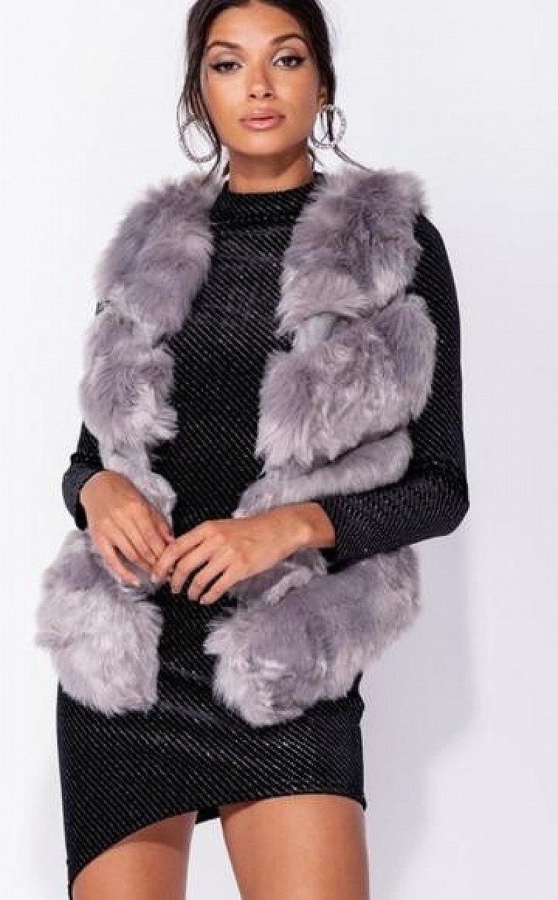 FAUX FUR GILET NOW WITH 25% OFF!