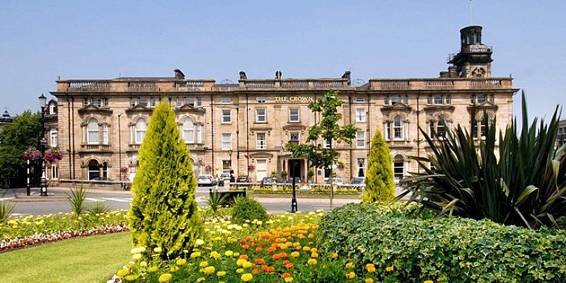 £99 – Harrogate getaway w/meals, wine & cream tea: 56% OFF!