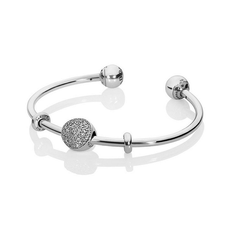 NEW, SAVE £91.00 - PAVE OPEN BANGLE GIFT SET!
