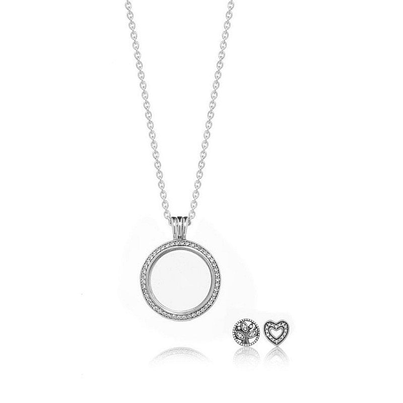 PERFECT FOR CHRISTMAS - SPARKLING FAMILY LOCKET GIFT SET!