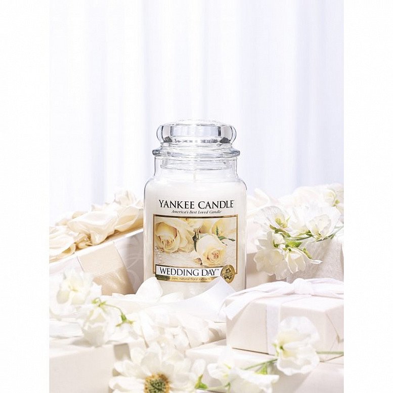 10% off Yankee Candles - Yankee Candle Wedding Day Large Jar