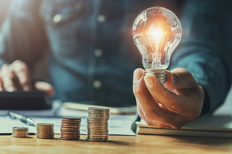 FREEBIE: Stay on the best energy deal forever, with 3 months free!