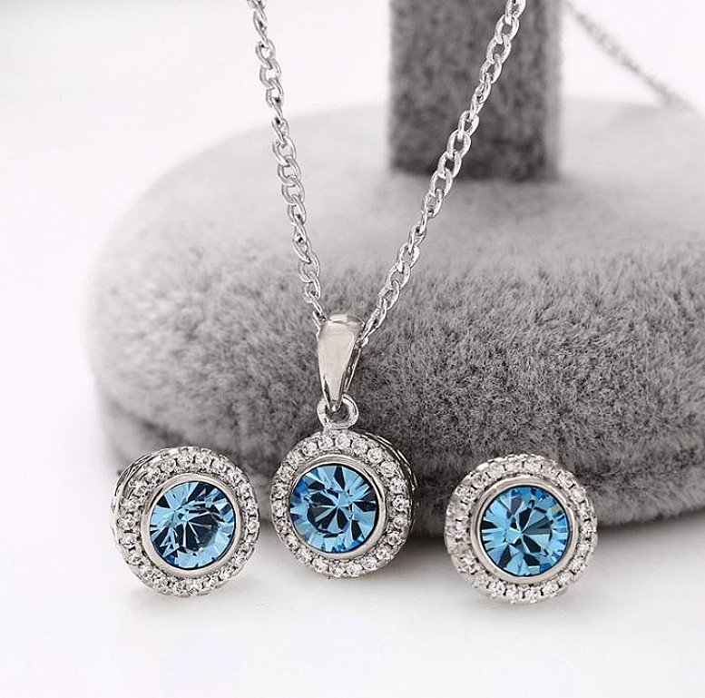 Buy one get one half price on all Swarovski jewellery!