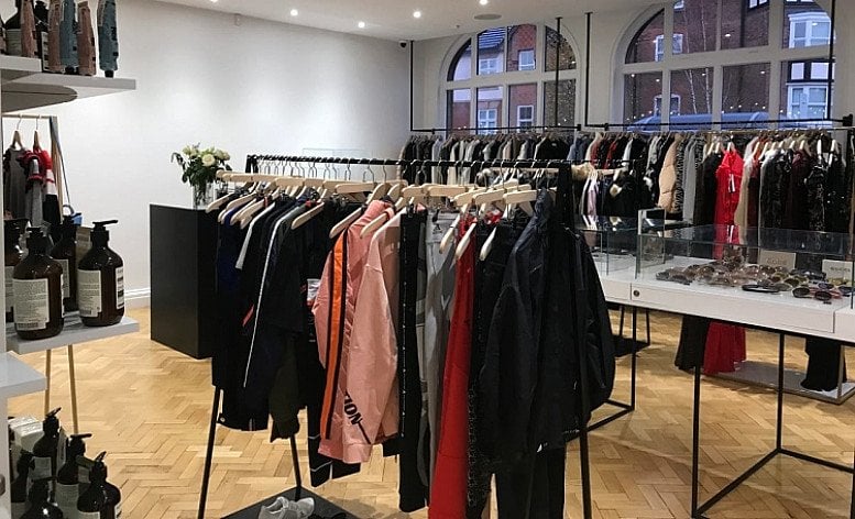 £100.00 off when you spend £300.00!
