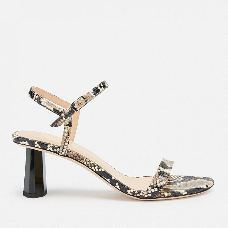 Extra 20% off outlet accessories and footwear!