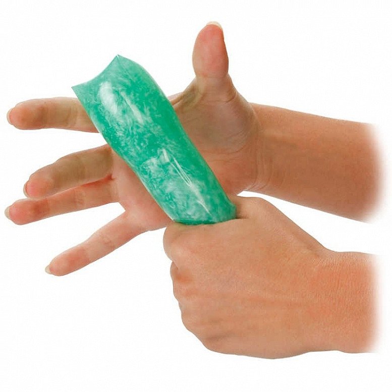 Water Snake - Squeeze the Water Snake and it shoots out of your hand - Only £2.40!
