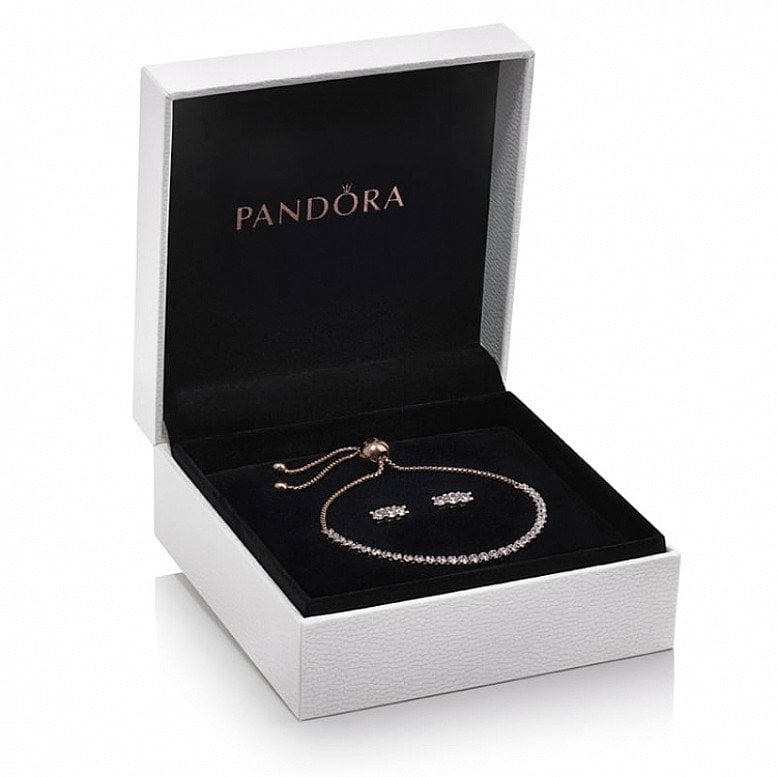 SAVE 15% on PANDORA Rose Sparkling Strand Gift Set
