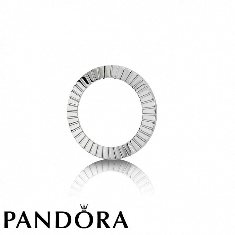 Up to 50% Off on selected Pandora - SILVER TONE WATCH BEZEL RING