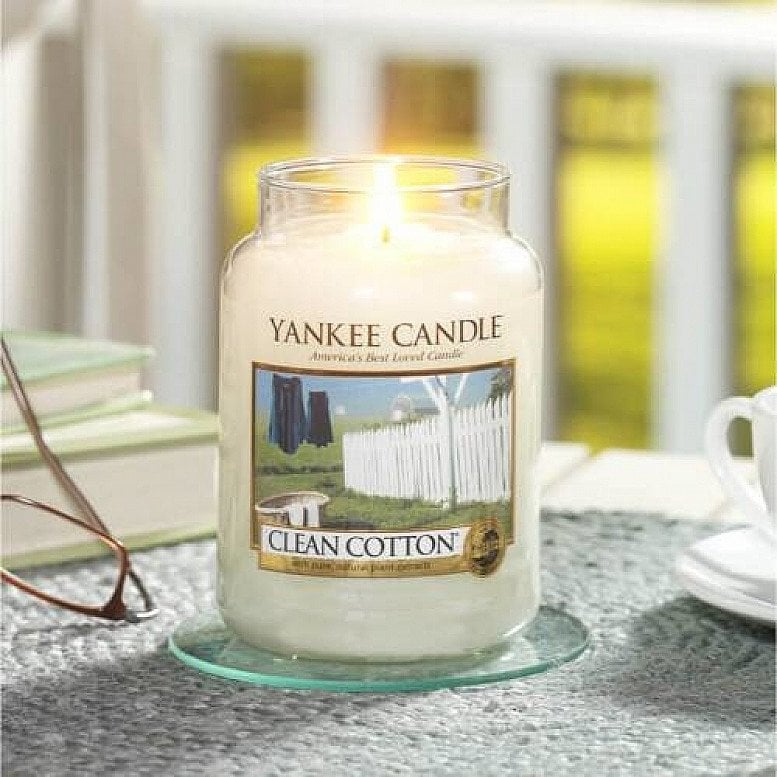 SALE - YANKEE CANDLE CLEAN COTTON LARGE JAR!