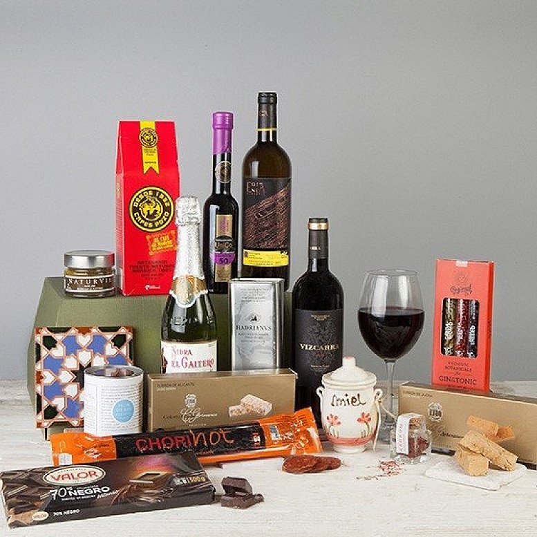 The Madrid Hamper - £175.00!