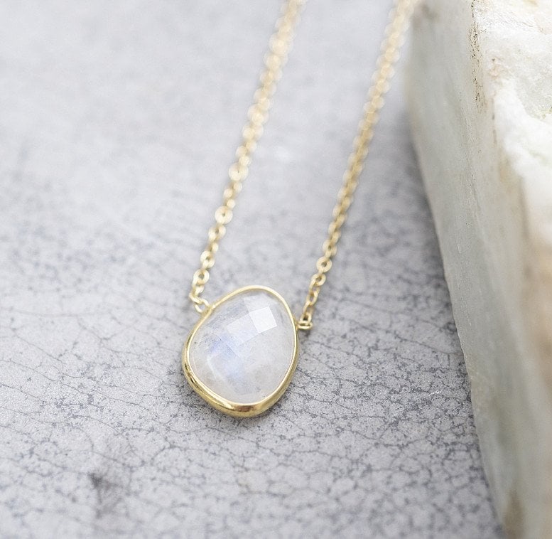 OFFER - A BEAUTIFUL STORY TENDER MOONSTONE SILVER GOLD-PLATED NECKLACE