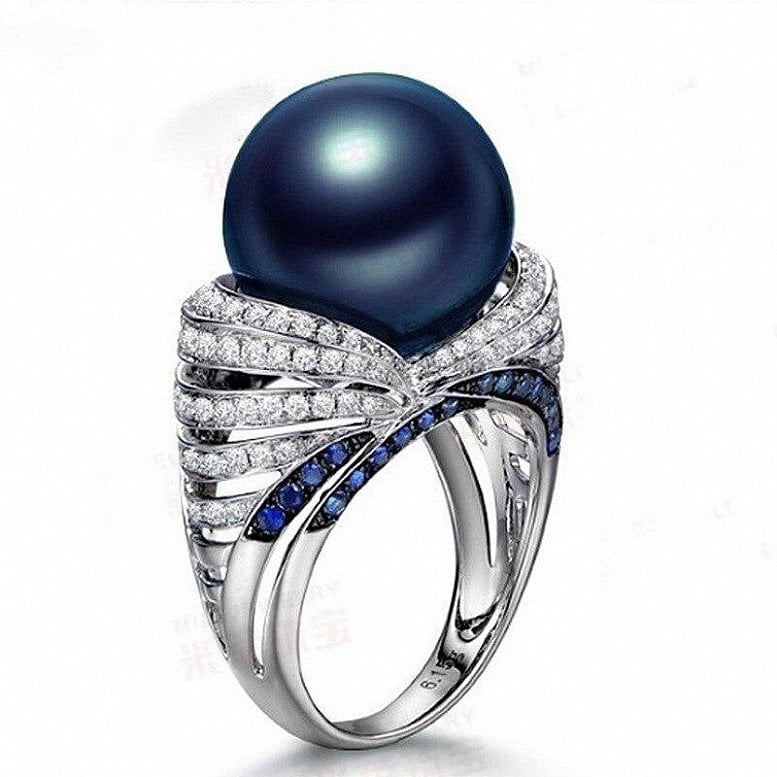 Classic Royal Ring