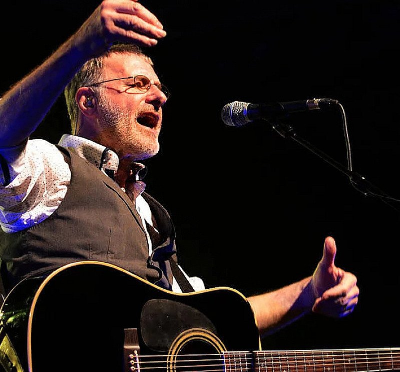 STEVE HARLEY & THE COCKNEY REBEL + Festive Rewind with guest