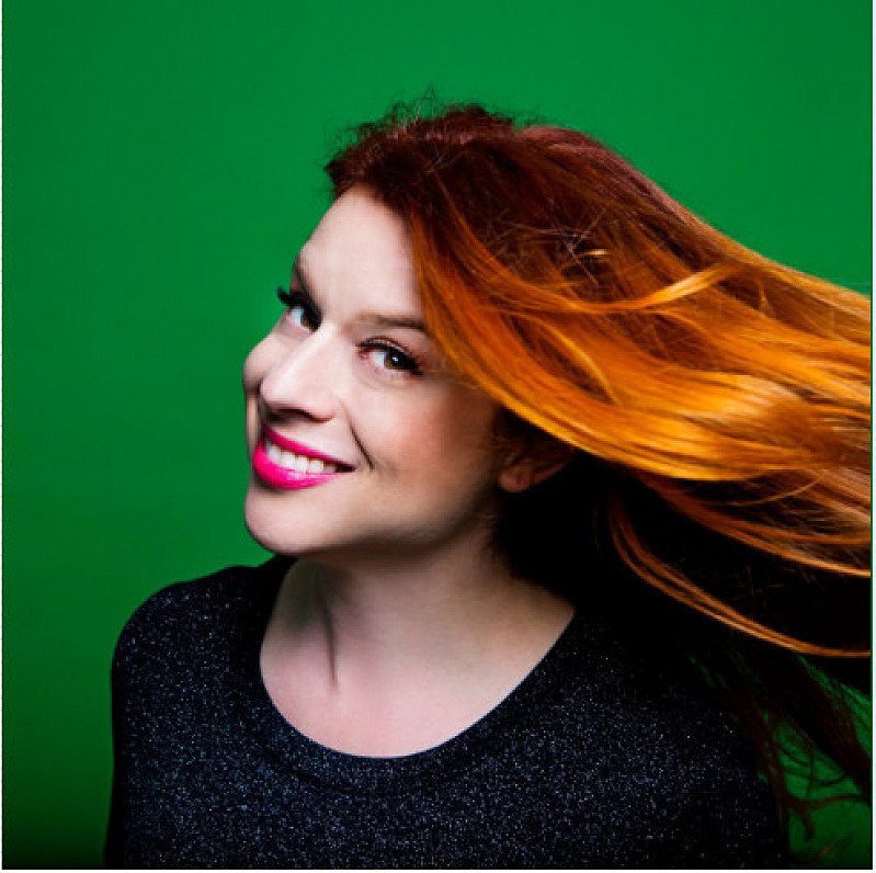 AMY HOWERSKA IS A GODDESS *UNLESS TIRED OR HUNGRY