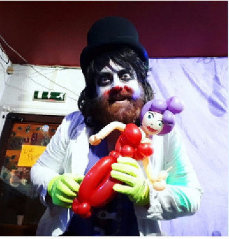 COCK-KANE THE CLOWN (UK) AND THE MAGIC BOX