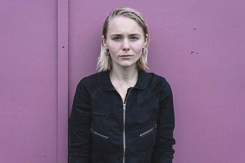 Laura Misch at Hare And Hounds