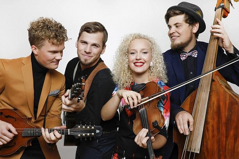 Curly Strings