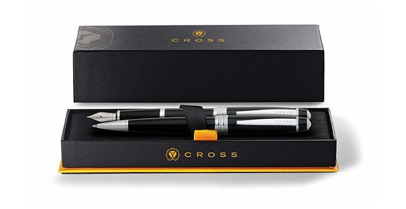 Shop Gift Sets from Cross, perfect for Christmas: Bailey Black Lacquer Ballpoint Pen & Fountain Pen!