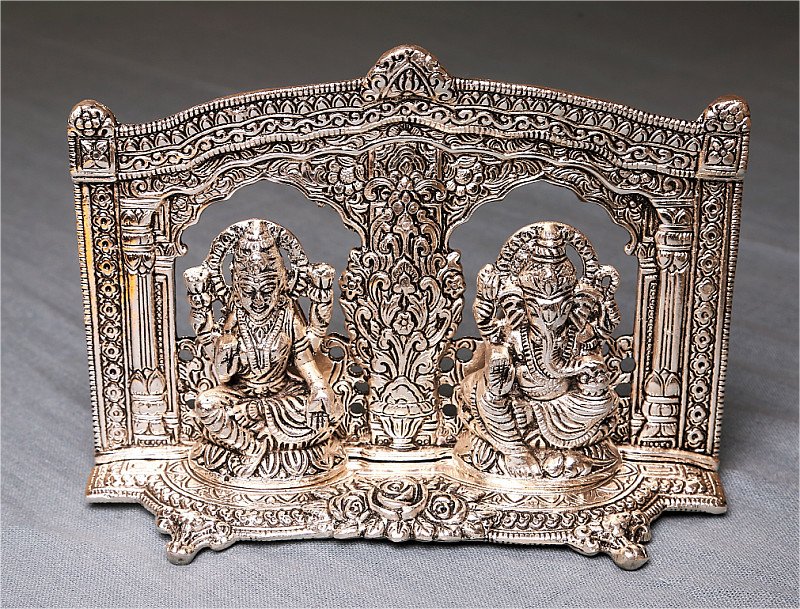 Silver Laxmi Ganesh 10% Off