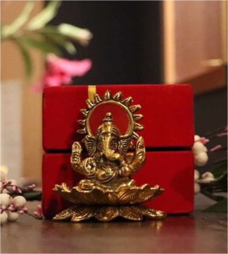 Lotus Ganesh 2 pieces 10% Off