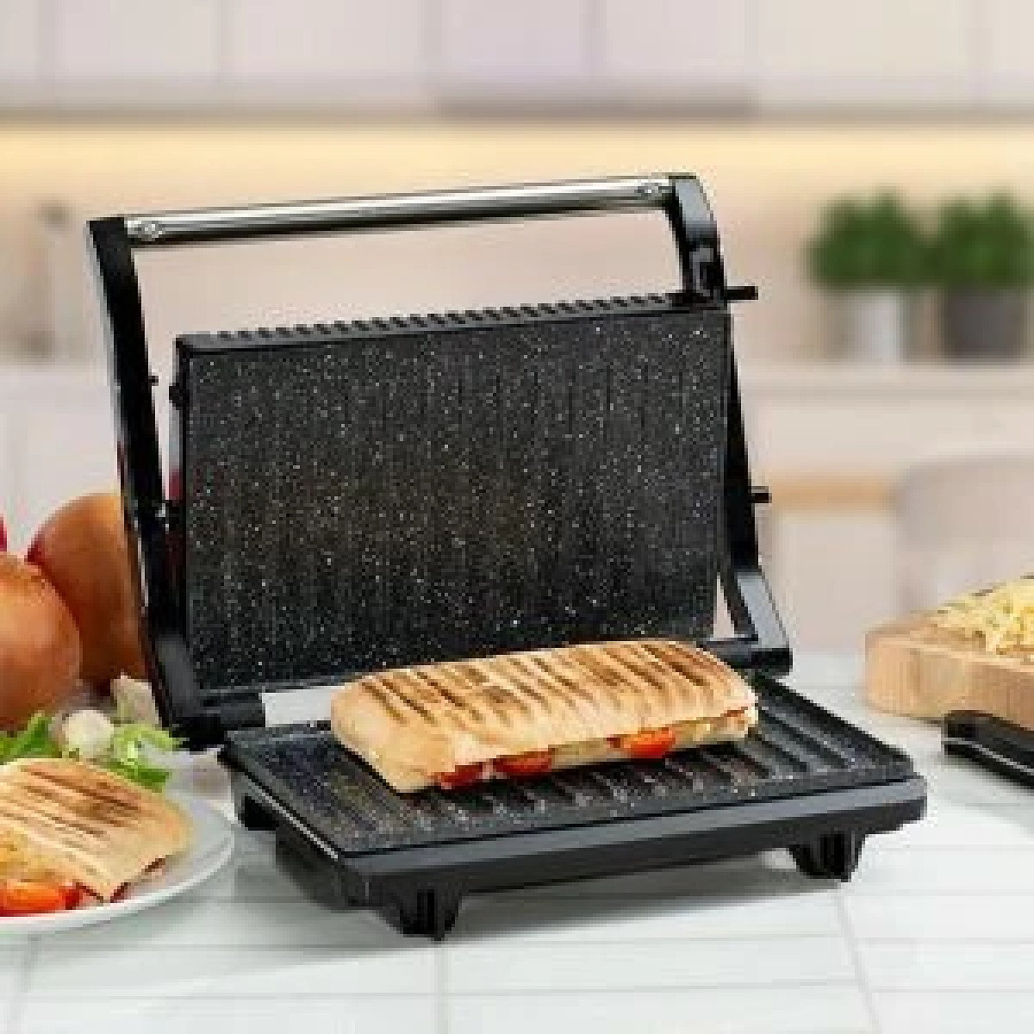 180 Degree Mini Panini Press with Non-Stick Plates for Easy Clean 750W Silver Free Postage