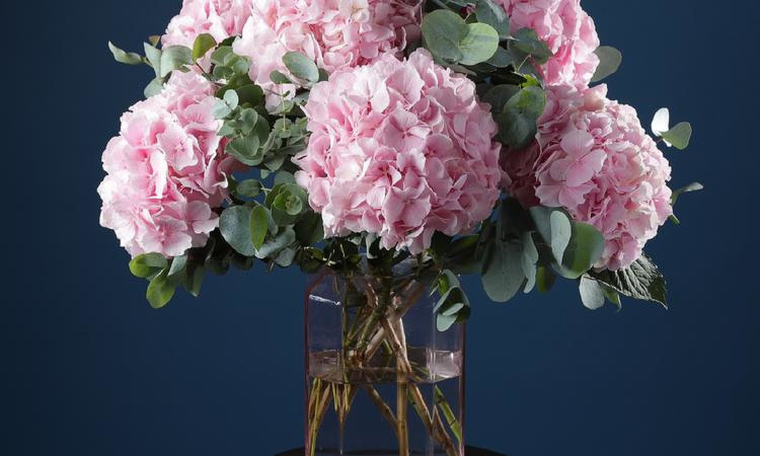 Mother's Day Gift Ideas - The gift of flowers with a 3-month floral subscription delivered weekly!