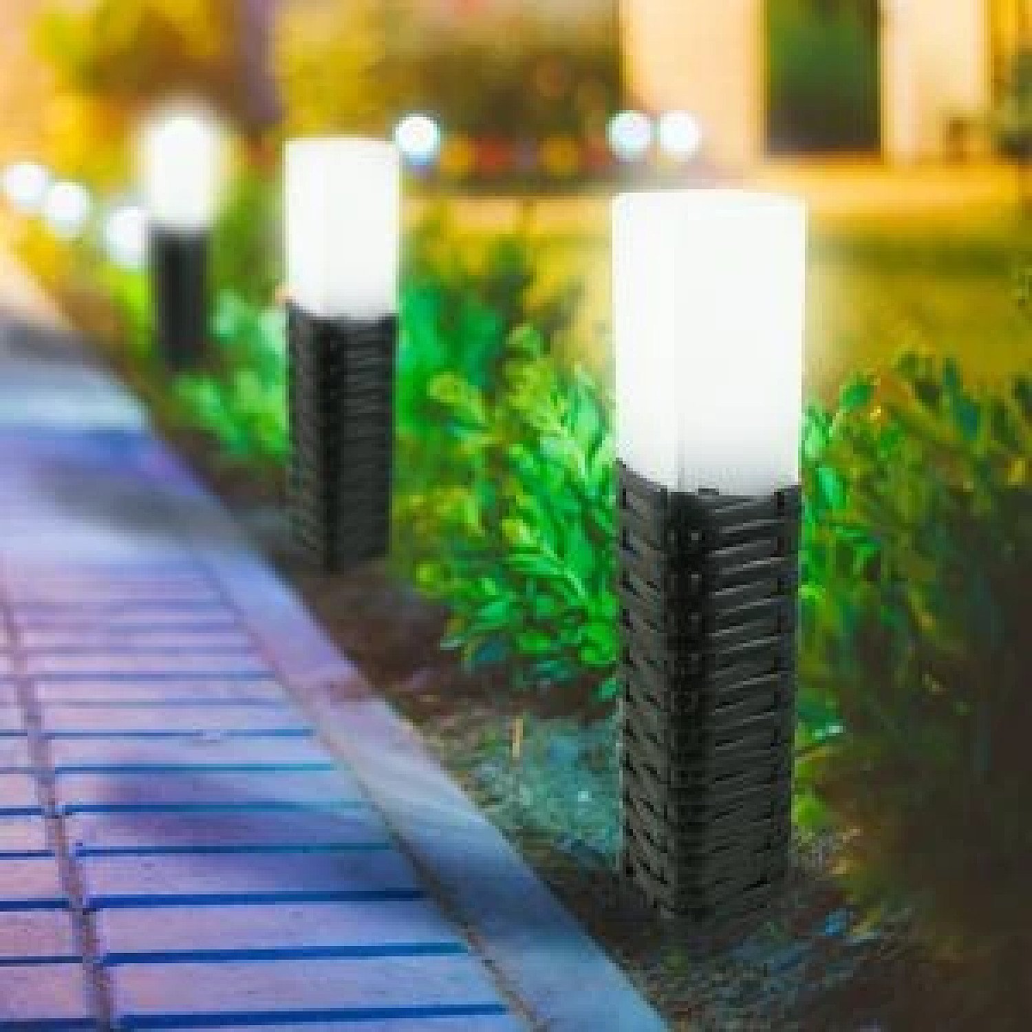 2PK Solar Power Rattan Light Garden Free Postage