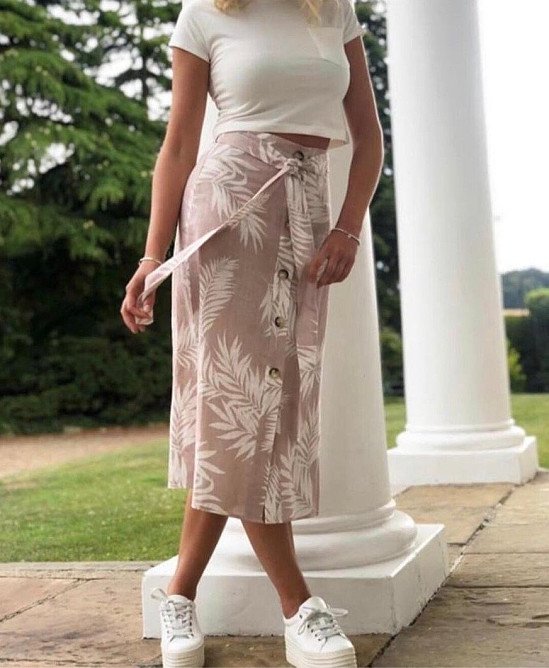 £4 Dusky Pink Floaty Skirt
